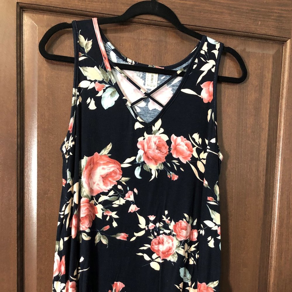 Navy Floral Lattice Tank in medium